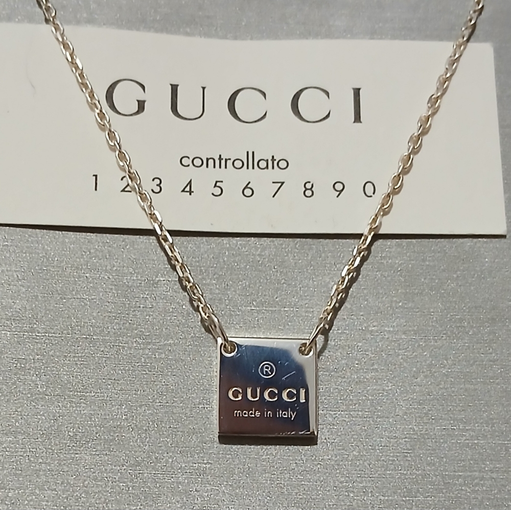 New gucci necklace Authentic box bag italy